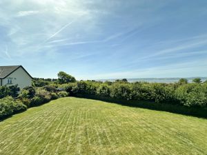 Photo 36- click for photo gallery